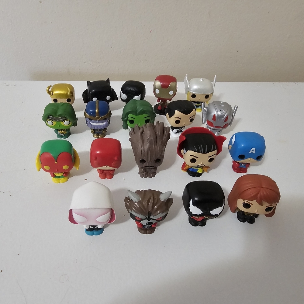 Funko Pop! Marvel 1.5" Mini Pop Advent Calendar Figures Set Of 19